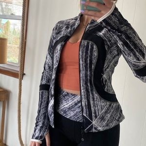 Set Lululemon Zip up Black & White Jacket size 4